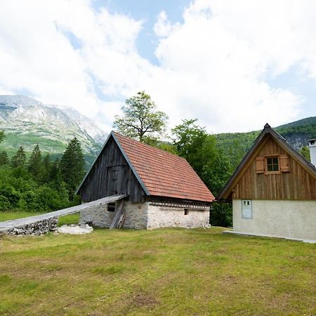 Cottages Kravanja Трента Екстер'єр фото