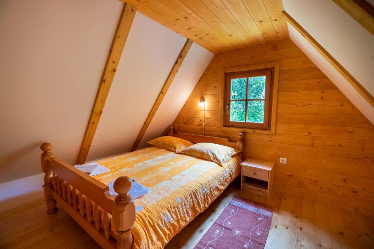 Cottages Kravanja Трента Екстер'єр фото